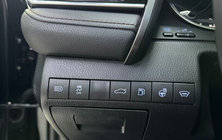 Toyota Camry, 2018 год, 2 780 000 рублей, 14 фотография