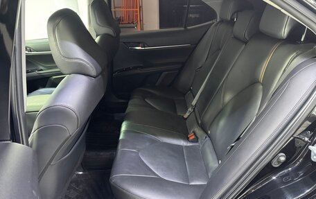 Toyota Camry, 2018 год, 2 780 000 рублей, 20 фотография