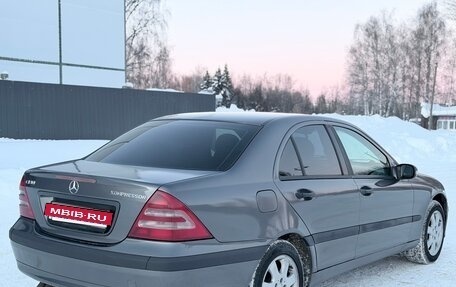 Mercedes-Benz C-Класс, 2004 год, 380 000 рублей, 7 фотография