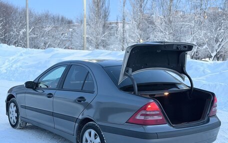 Mercedes-Benz C-Класс, 2004 год, 380 000 рублей, 11 фотография