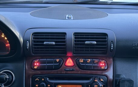 Mercedes-Benz C-Класс, 2004 год, 380 000 рублей, 23 фотография