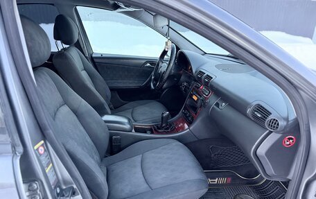 Mercedes-Benz C-Класс, 2004 год, 380 000 рублей, 25 фотография