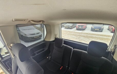 Nissan Serena IV, 2011 год, 1 260 000 рублей, 15 фотография