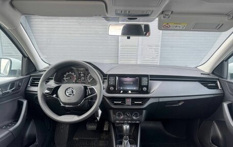 Skoda Rapid II, 2021 год, 1 860 000 рублей, 7 фотография