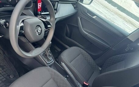 Skoda Rapid II, 2021 год, 1 860 000 рублей, 10 фотография