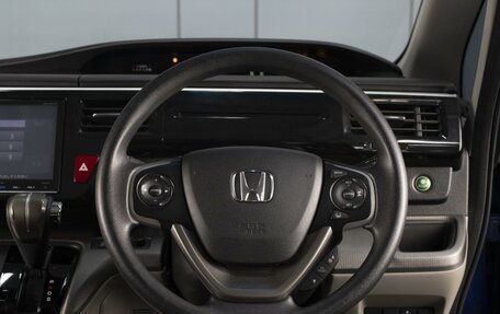 Honda Stepwgn IV, 2016 год, 1 980 000 рублей, 11 фотография