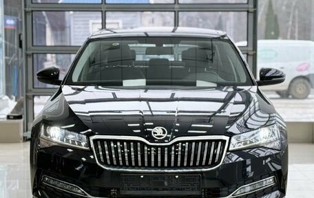 Skoda Superb III рестайлинг, 2025 год, 3 099 000 рублей, 2 фотография