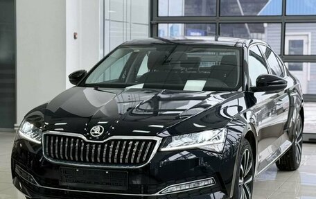 Skoda Superb III рестайлинг, 2025 год, 3 099 000 рублей, 3 фотография