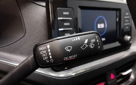 Volkswagen Polo VI (EU Market), 2020 год, 1 519 000 рублей, 24 фотография