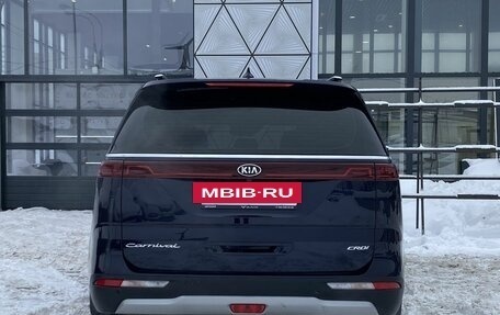 KIA Carnival, 2021 год, 3 599 000 рублей, 6 фотография
