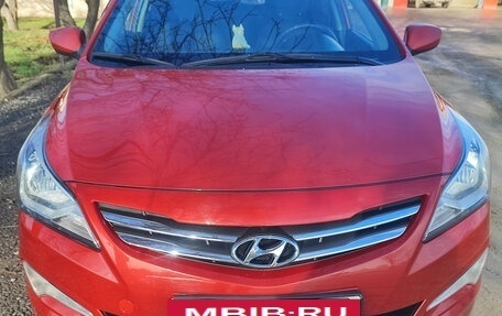 Hyundai Solaris II рестайлинг, 2016 год, 1 000 000 рублей, 3 фотография