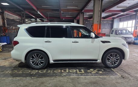 Infiniti QX56, 2013 год, 2 000 000 рублей, 4 фотография