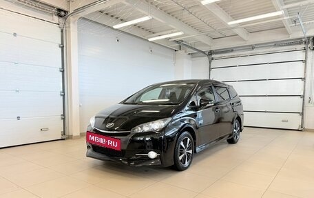 Toyota Wish II, 2013 год, 1 569 000 рублей, 2 фотография