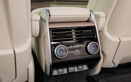 Land Rover Range Rover IV рестайлинг, 2025 год, 25 990 000 рублей, 27 фотография