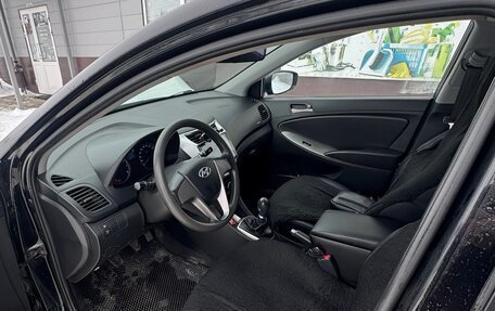 Hyundai Solaris II рестайлинг, 2014 год, 980 000 рублей, 3 фотография