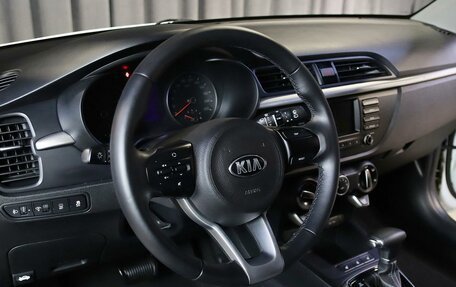 KIA Rio IV, 2018 год, 1 249 000 рублей, 11 фотография