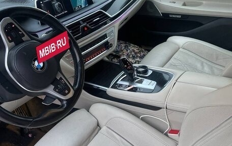 BMW 7 серия, 2016 год, 2 850 000 рублей, 7 фотография