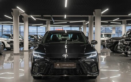 Toyota Camry, 2025 год, 4 275 000 рублей, 3 фотография