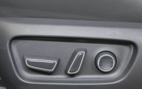 Toyota Camry, 2025 год, 4 275 000 рублей, 16 фотография