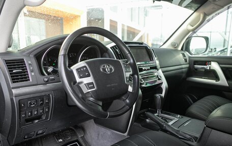 Toyota Land Cruiser 200, 2012 год, 3 798 000 рублей, 13 фотография