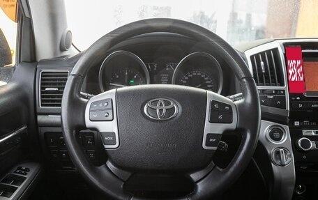 Toyota Land Cruiser 200, 2012 год, 3 798 000 рублей, 12 фотография