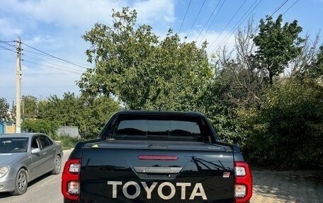 Toyota Hilux VIII, 2023 год, 7 200 000 рублей, 4 фотография