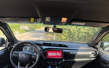 Toyota Hilux VIII, 2023 год, 7 200 000 рублей, 16 фотография