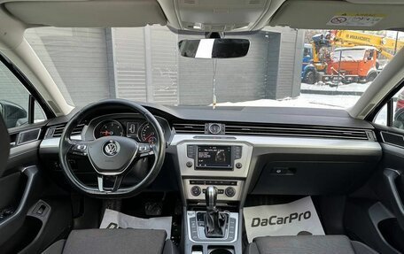 Volkswagen Passat B8 рестайлинг, 2017 год, 1 799 000 рублей, 7 фотография