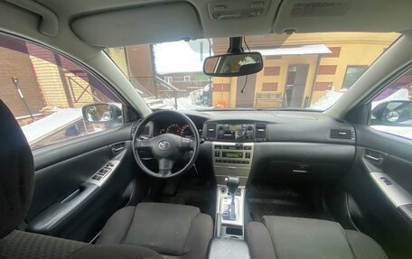 Toyota Corolla, 2004 год, 500 000 рублей, 3 фотография