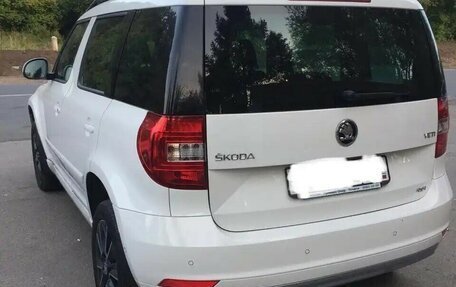 Skoda Yeti I рестайлинг, 2014 год, 1 439 000 рублей, 2 фотография