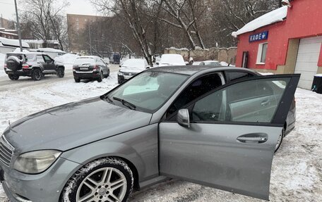 Mercedes-Benz C-Класс, 2010 год, 1 200 000 рублей, 3 фотография