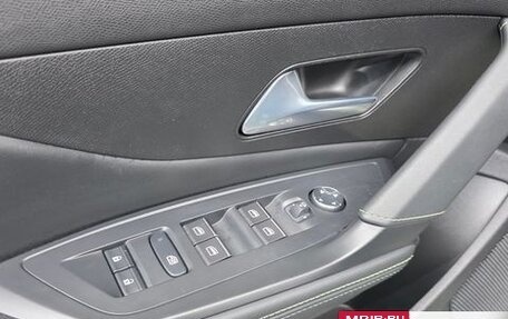 Peugeot 308, 2022 год, 2 250 000 рублей, 13 фотография