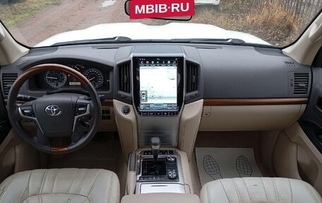 Toyota Land Cruiser 200, 2021 год, 7 393 850 рублей, 5 фотография