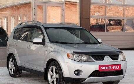 Mitsubishi Outlander III рестайлинг 3, 2007 год, 1 150 000 рублей, 3 фотография