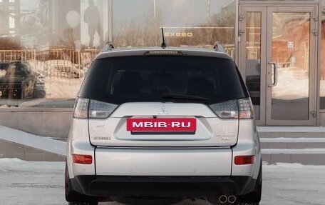 Mitsubishi Outlander III рестайлинг 3, 2007 год, 1 150 000 рублей, 6 фотография