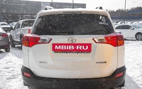 Toyota RAV4, 2013 год, 1 828 000 рублей, 10 фотография