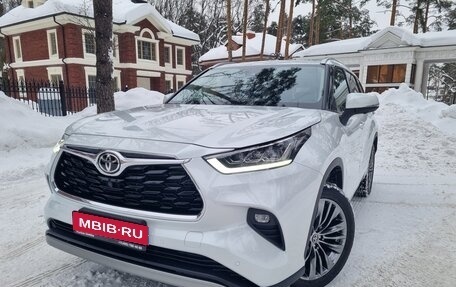 Toyota Highlander, 2025 год, 5 300 000 рублей, 1 фотография