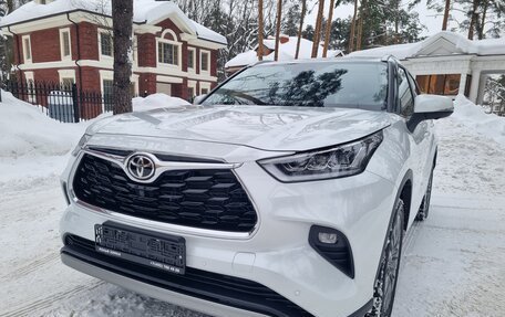 Toyota Highlander, 2025 год, 5 300 000 рублей, 5 фотография