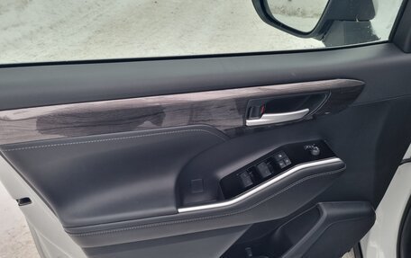 Toyota Highlander, 2025 год, 5 300 000 рублей, 20 фотография