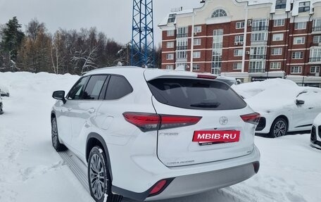 Toyota Highlander, 2025 год, 5 300 000 рублей, 38 фотография