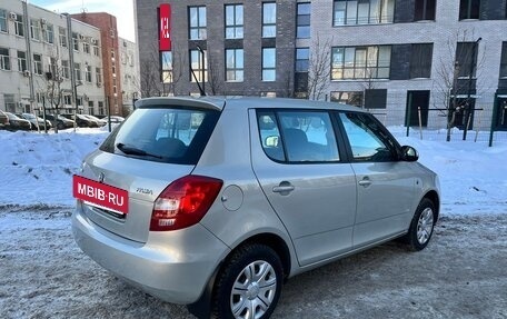 Skoda Fabia II, 2013 год, 770 000 рублей, 5 фотография