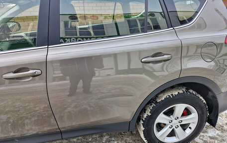 Toyota RAV4, 2013 год, 1 500 000 рублей, 4 фотография