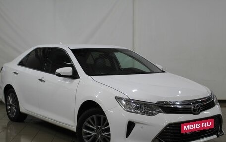 Toyota Camry, 2016 год, 1 950 000 рублей, 3 фотография