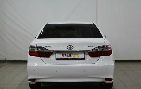 Toyota Camry, 2016 год, 1 950 000 рублей, 8 фотография