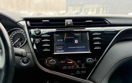 Toyota Camry, 2021 год, 3 059 000 рублей, 8 фотография