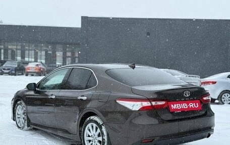 Toyota Camry, 2021 год, 3 059 000 рублей, 4 фотография