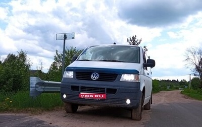 Volkswagen Transporter T5 рестайлинг, 2006 год, 830 000 рублей, 1 фотография