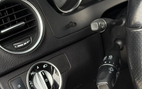 Mercedes-Benz C-Класс, 2011 год, 1 380 000 рублей, 23 фотография