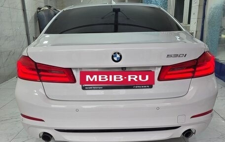 BMW 5 серия, 2017 год, 2 950 000 рублей, 2 фотография