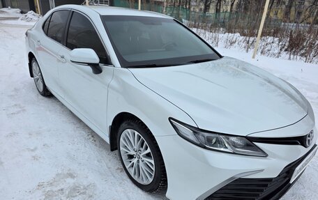 Toyota Camry, 2021 год, 3 200 000 рублей, 11 фотография